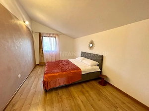 INVESTITIE Vila moderna + vila la rosu, teren 1480 padure - imagine 8
