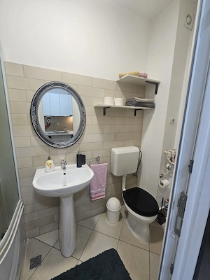 Garsoniera zona Lipovei - Iulius Town , etaj 1 !! - imagine 5
