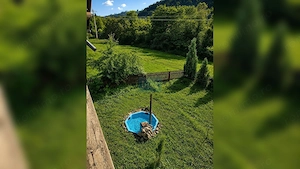 Vilă exclusivă cu ciubăr la munte Teren 8573 mp Cabană 136 mp  Vama - imagine 2