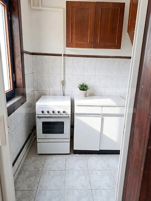 Apartament cu 2 camere de vanzare,31.61 mp,zona Solidaritatii. - imagine 2