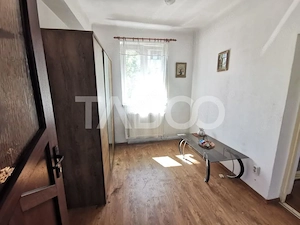 Casa cu 2 camere decomandate 335 mp teren in zona Parcul Tineretului - imagine 11