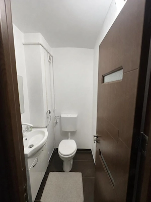 Reducere de pret, Apartament 3 camere, 2 bai, 2 balcoane Craiovita Noua - imagine 9