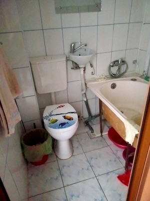 Vand apartament 3 camere in Hunedoara, et 2 - imagine 2