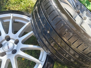 Vând set jante Alutec r 19 plus cauciucuri 225/40 de vara  - imagine 4