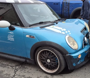 Vând Mini Cooper 2006, avariat. 