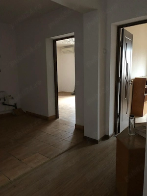 CASĂ CU ETAJ DE VÂNZARE   150 mp utili   Centru Drobeta-Turnu Severin - imagine 2