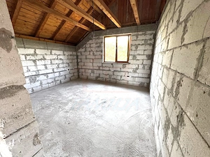 99.900 Euro casa+teren 1000 mp(concesiune) in com Sendreni - imagine 15
