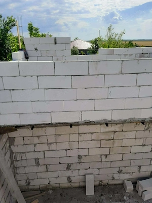 Casa de vanzare 2.000mp - imagine 2