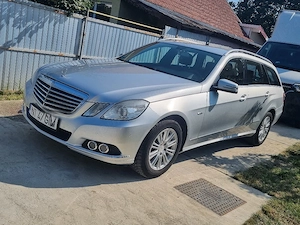 Mercedes e220 - imagine 5