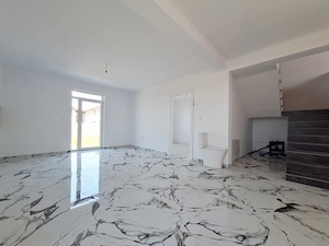 Casa individuala. Aproape de Uzina de apa. Curte generoasa. - imagine 6