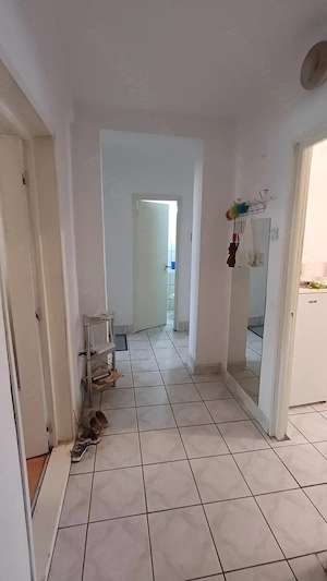 Vând apartament 3 camere Pâncota 
