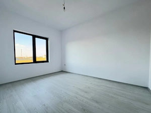 Duplex cu 5 camere, finalizat, cu dormitor la parter ! - imagine 19
