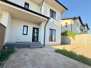 Duplex cu 5 camere, finalizat, cu dormitor la parter ! - imagine 2