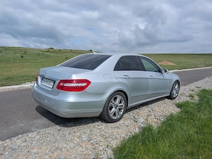 Mercedes Benz E250 2010 Biturbo 204CP W212 Avantgarde - imagine 5