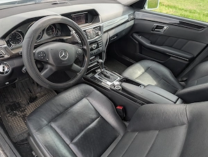 Mercedes Benz E250 2010 Biturbo 204CP W212 Avantgarde - imagine 10