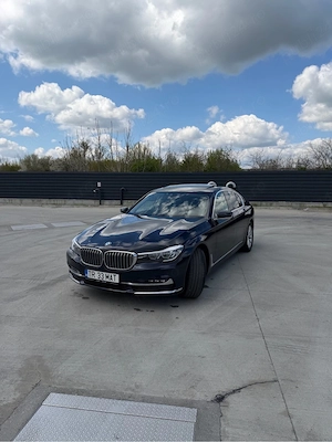 BMW Seria 7 730D xDrive G11 2017, 235.000km, mașina personală de 3 ani, impecabilă, H&K , trapa - imagine 2