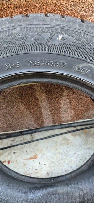 Anvelope mixte M+S GOODYEAR 235/65/R176 104V