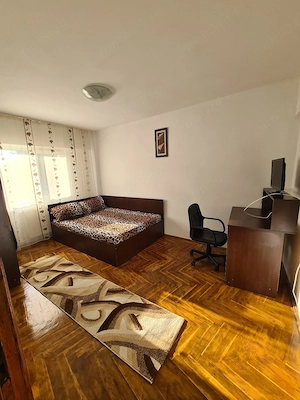Inchiriez apartament 3 camere Complex Studențesc  - imagine 2