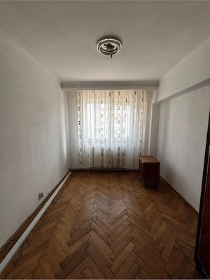 Apartament cu 3 camere de vanzare in Curtea de Arges, Bulevardul Basarabilor - imagine 3