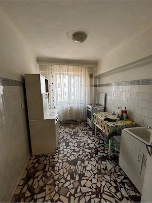 Apartament cu 3 camere de vanzare in Curtea de Arges, Bulevardul Basarabilor - imagine 4