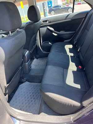 Toyota Avensis 2.0 D-4D - imagine 5