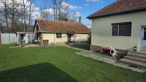 Casă cărămidă 99 mp + casă de oaspeți 51 mp, teren 949 mp, Curtea, Timiș - imagine 5