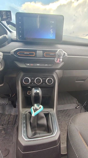 Vând Dacia Sandero Stepway - imagine 12