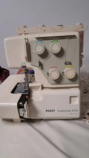 Pfaff hobbylock 4752