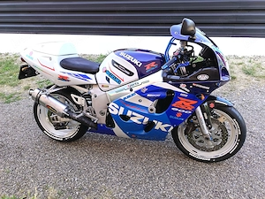Suzuki gsxr 600 ! ca NOU - imagine 3