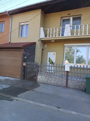Închiriez casă in zona Fraidorf