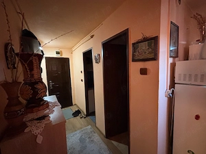 Vând apartament 2 camere, decomandat