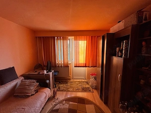 Vând apartament 2 camere, decomandat - imagine 2