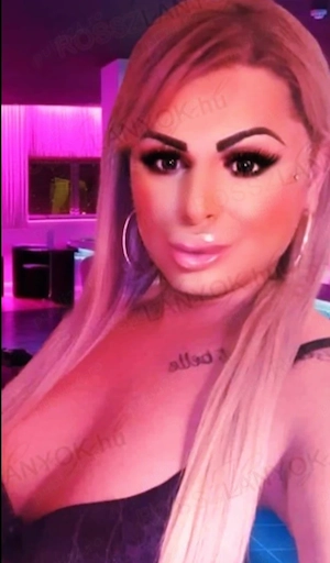 Transexuala p prima dată în tara ofer și show web 