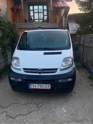 Vand opel vivaro, 6 locuri+marfă, 120cp 2005