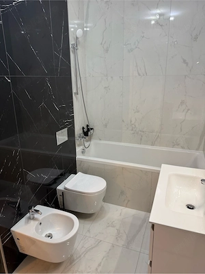 Proprietar - inchiriez ap. 2 camere, piscina privata, centrala proprie, AC, loc de parcare privat - imagine 7