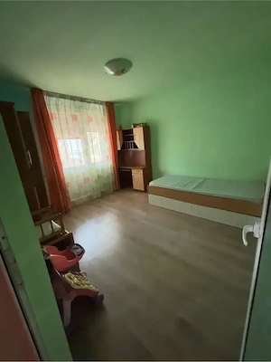 Apartament cu 3 camere