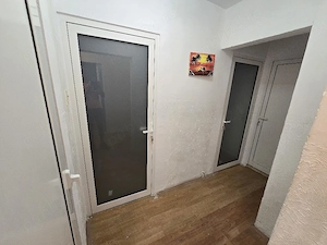 apartament 3 camere 65mp si terasa 30 mp  - imagine 2