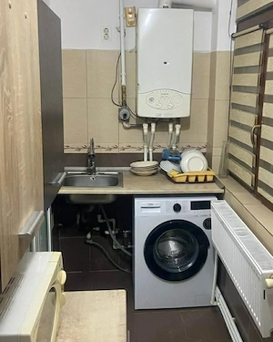 Apartament 3 camere decomandat,zona Paralela 45 Targu-Jiu  - imagine 4