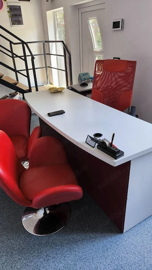 Set complet mobila birou   receptie: Birou mare + Scaun ergonomic + 2 Fotolii vizitator