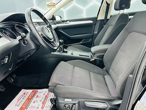Vw Passat - imagine 11