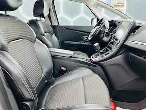 Renault Grand Scenic - imagine 18