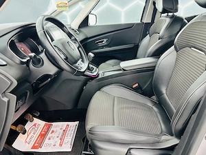 Renault Grand Scenic - imagine 10