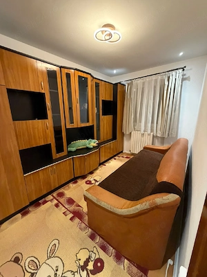 inchiriez apartament in sebes  - imagine 3