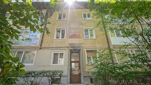 Apartament 2 camere decomandat, str. Crișana, langă Piața Dacia