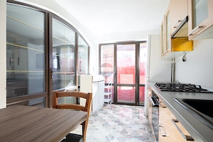 Casă individuală cu 3 camere și curte la preț de apartament - Sânpetru - imagine 8