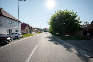 Casă individuală cu 3 camere și curte la preț de apartament - Sânpetru - imagine 16