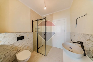 Casă /Sediu firmă. Centru zona Piața Catedralei. Teren 403 mp - imagine 12