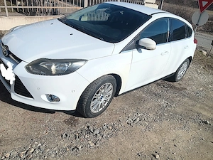 Vand Ford Focus Titanium - imagine 2
