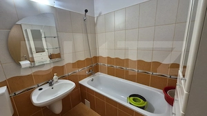 Apartament cu 2 camere 71,30 mp + garaj 16 mp, zona Micro 16  - imagine 12
