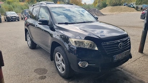 Toyita rav4 - imagine 5